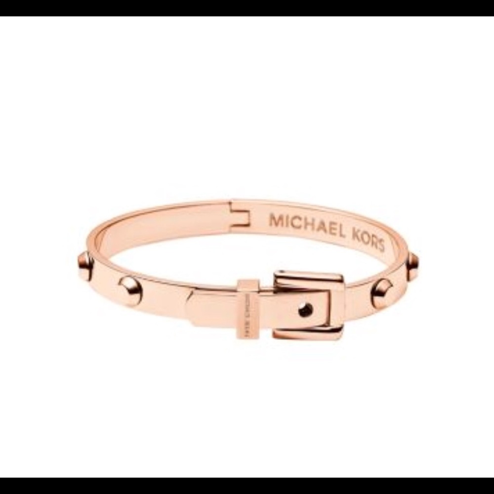 Super cute Michael Kors bracelet!